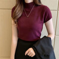 Blusa Gola Alta Feminina – Elegância Minimalista