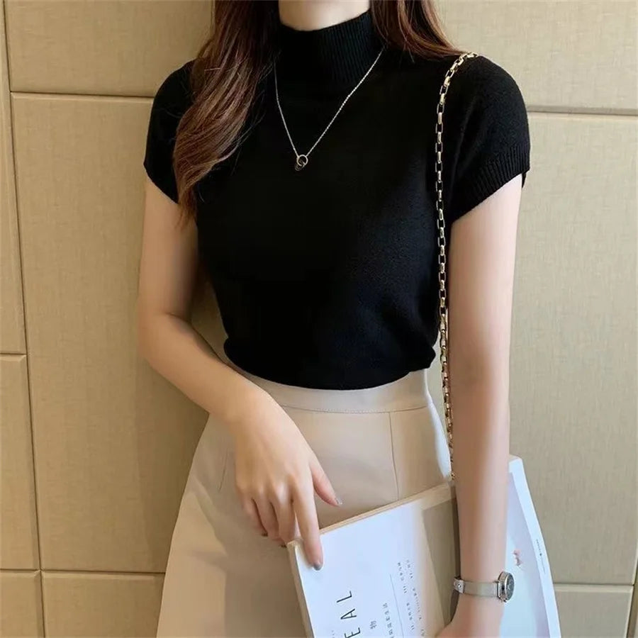 Blusa Gola Alta Feminina – Elegância Minimalista