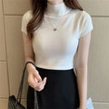 Blusa Gola Alta Feminina – Elegância Minimalista